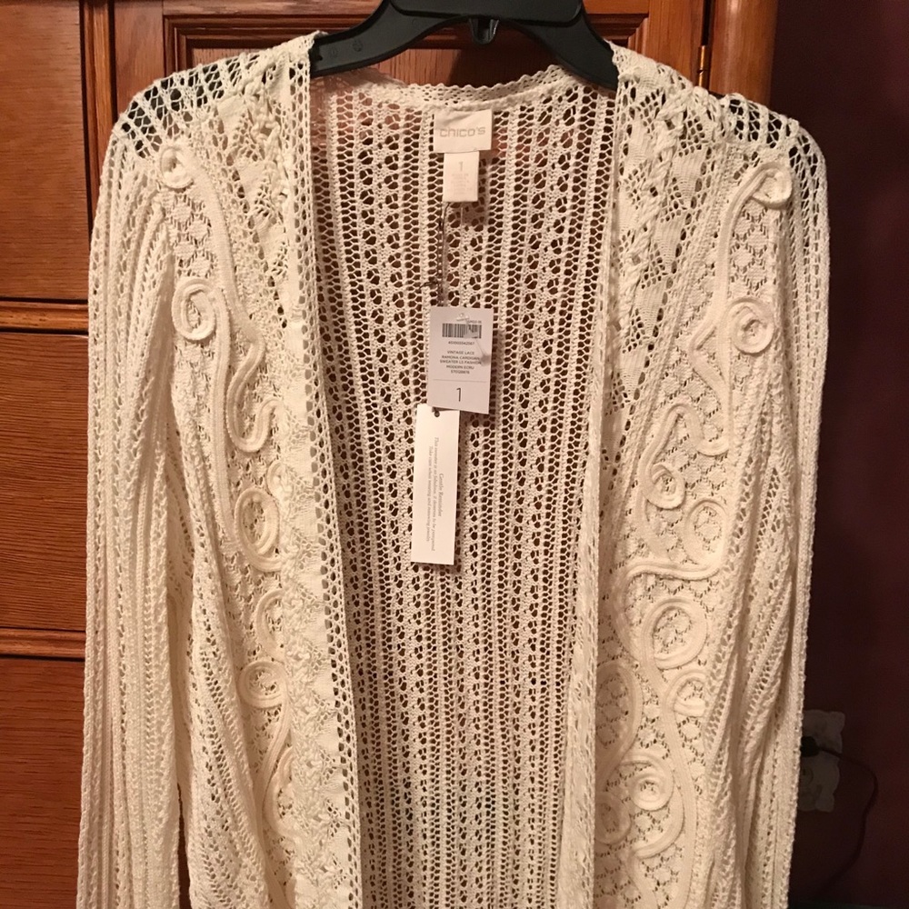 Chico’s sz 1 which is small 8-10 cardigan